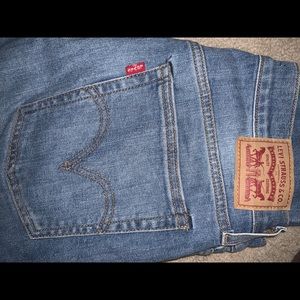 Levi jeans